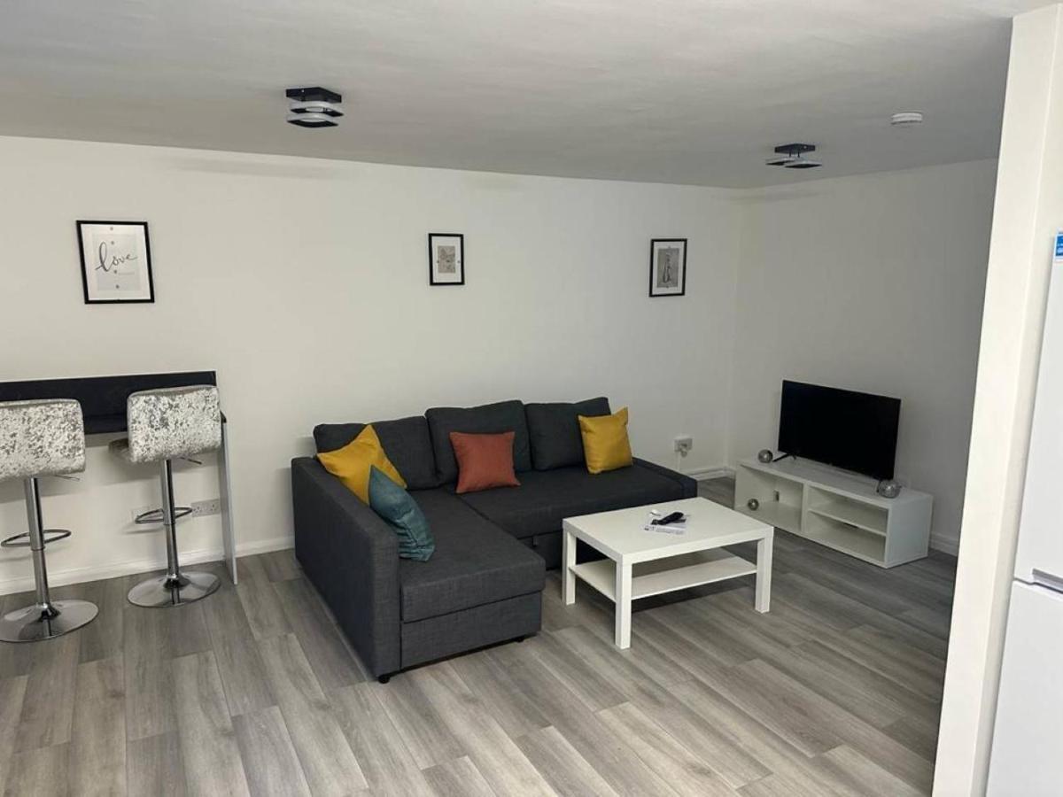 Stylish Apartment At Carlton Grove London Eksteriør bilde
